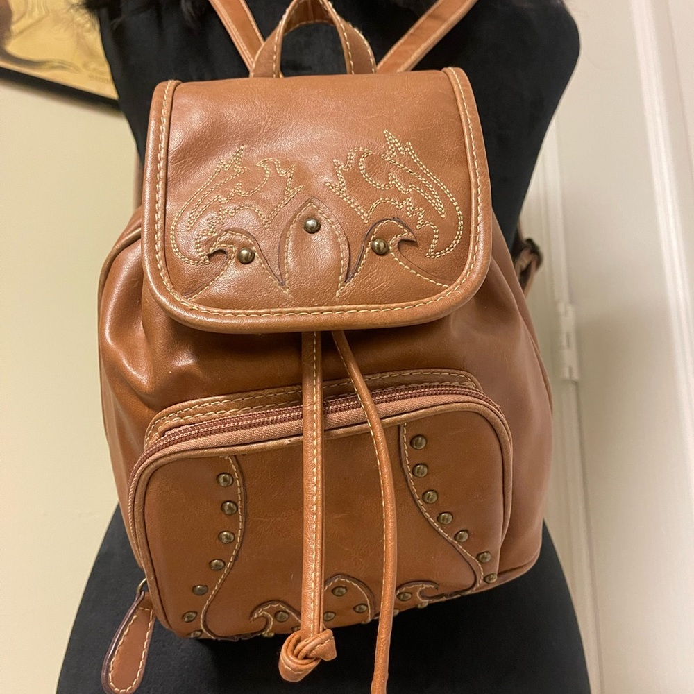 Western mini leather backpackj